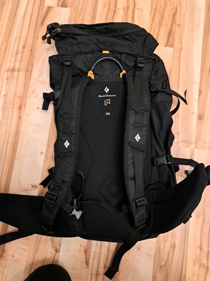 Black Diamond 32l Rucksack in Suhl