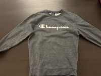 Champion Pullover Größe S in grau gebraucht Baden-Württemberg - Tübingen Vorschau