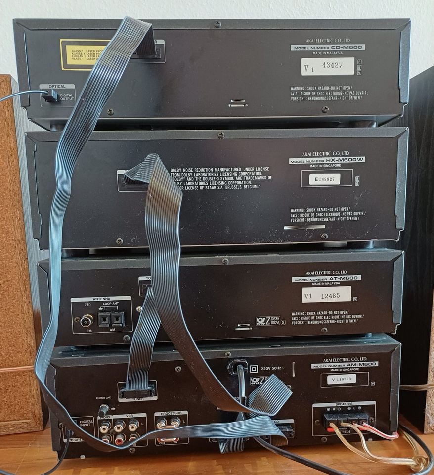 Midi-Stereo-Anlage AKAI FX system M600 mit UHER Lautsprechern in Waiblingen