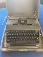 alte Olympia Koffer - Schreibmaschine Essen-Borbeck - Bergeborbeck Vorschau