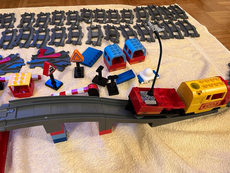 Lego Duplo Riesenset Eisenbahn in Düsseldorf