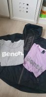 2x BENCH T-Shirt Damen M/L Frankfurt am Main - Nordend Vorschau