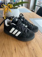 Adidas Sneakers Gr. 35 schwarz Sportschuhe Bayern - Ebermannstadt Vorschau