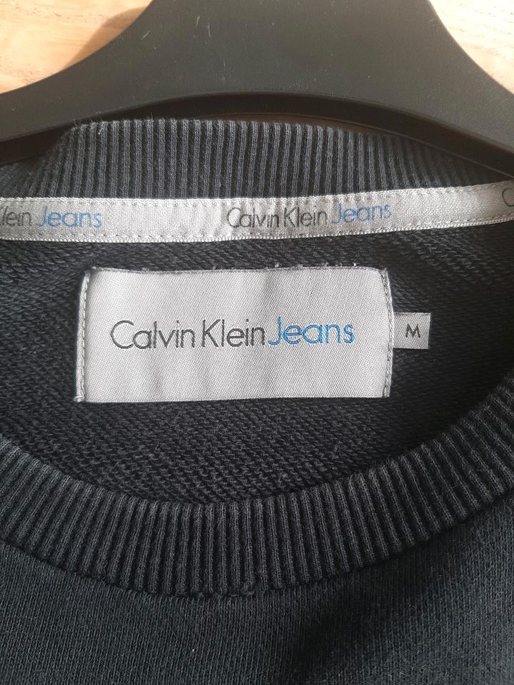 Pullover v. Calvin Klein Jeans Gr. M in Kolbermoor