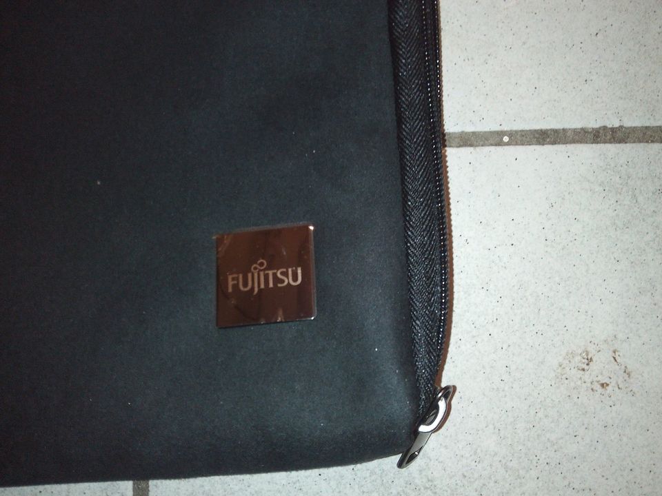 Fujitsu Laptop-Tasche, Notebook-Tasche, Schutzhülle, 13,3", neu! in Lübeck