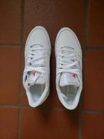 Reebok Classic Sneaker 42 classic leather Nordrhein-Westfalen - Hürth Vorschau