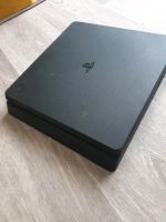 Playstation 4 slim 500GB und 2 Controller Sachsen - Großenhain Vorschau