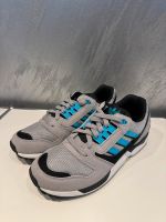 Adidas ZX 8000 Aluminium aus 10/13 , NEU , D65458 , Gr. 42 Nordrhein-Westfalen - Gelsenkirchen Vorschau