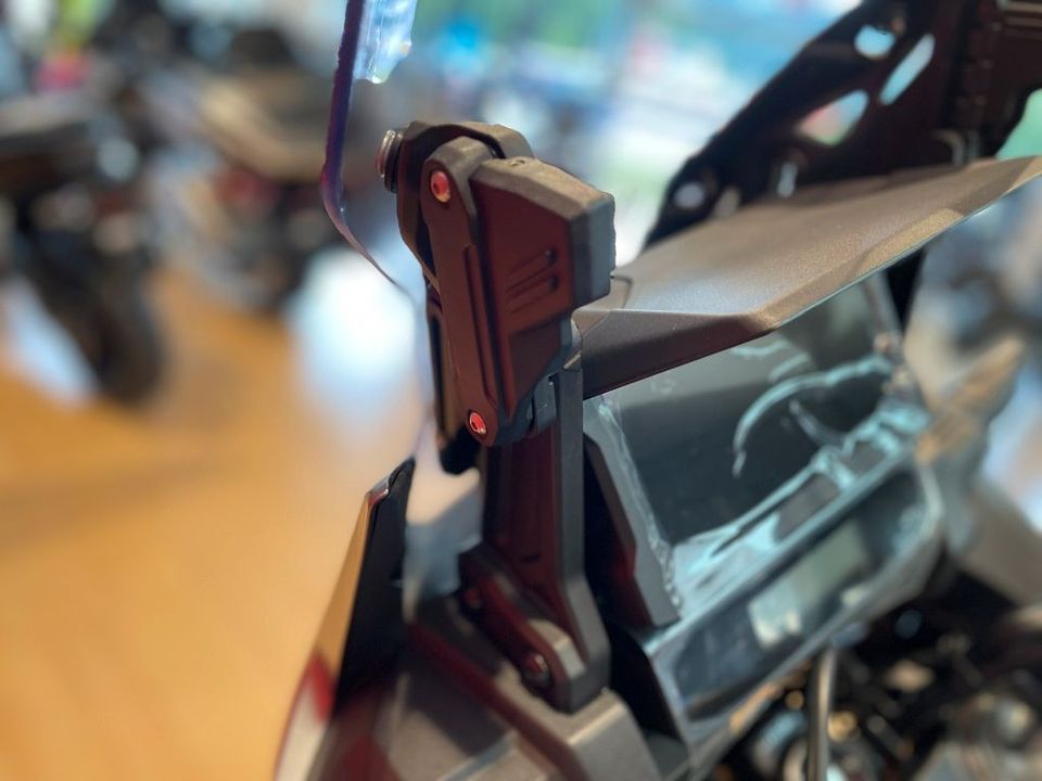 Honda AFRICA TWIN 1100 AD ES Schalt EERA-Fahrwerk in Weida