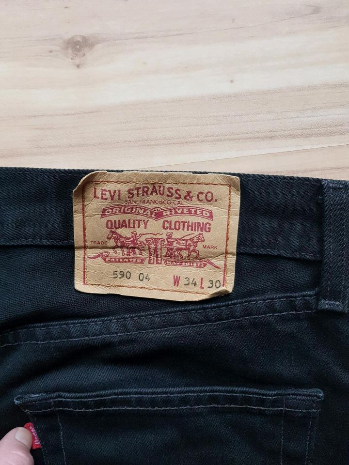 Levi's 590 Jeans, W34 /L30 ,schwarz in Jelmstorf