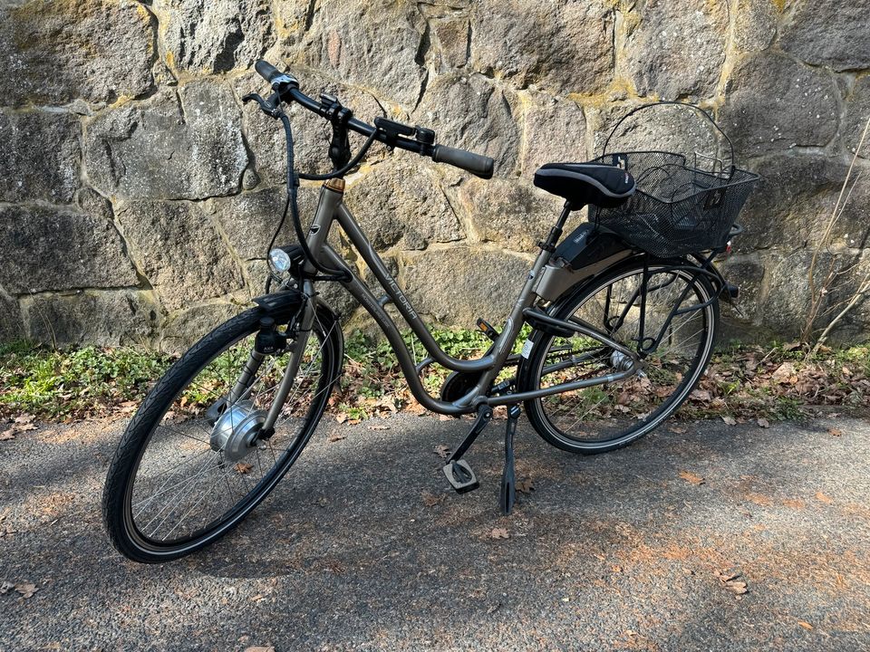 Viktoria Damen Ebike Fahrrad Elektro in Uelzen