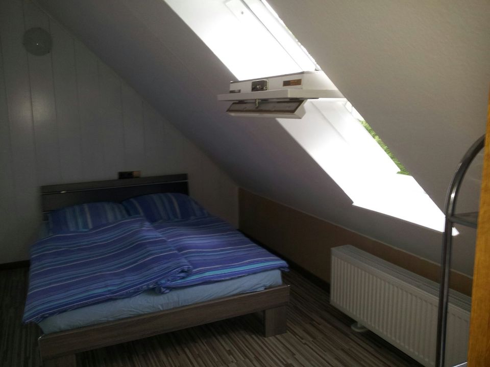 Ferienwohnung 1. OG, 4-Zimmer, Küche, Bad, G-WC,90m², Schwanewede in Schwanewede