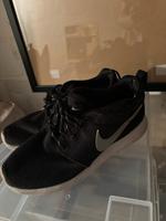 Nike Sportschuhe Damen 37,5 Hannover - Bothfeld-Vahrenheide Vorschau