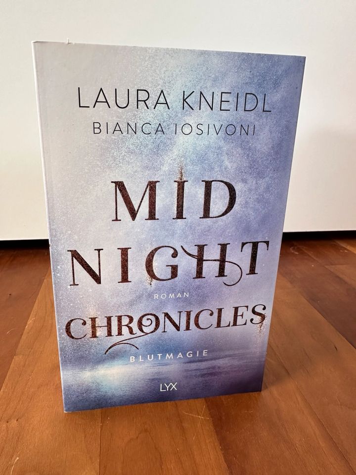 MIDNIGHT CHRONICLES mit Charakterkarten, komplette Reihe in Braunschweig