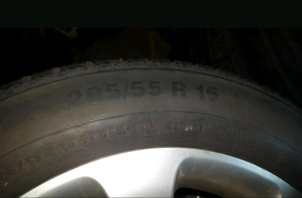 Winterräder mit Conti 205/55 R16 auf original MB-Alufelgen in Frechen