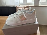 Sneaker Kennel & Schmenger Bayern - Aresing Vorschau