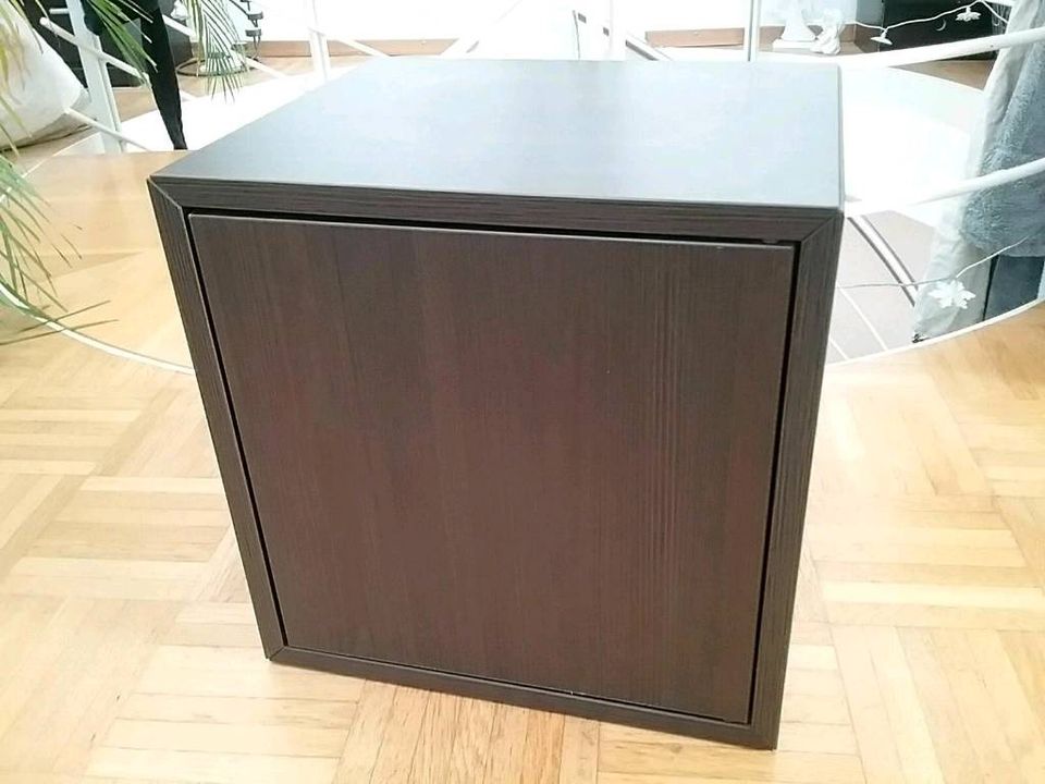 Ikea Eket Cube mit Tür, schwarzbraun, 35x35x30 cm in Offenburg