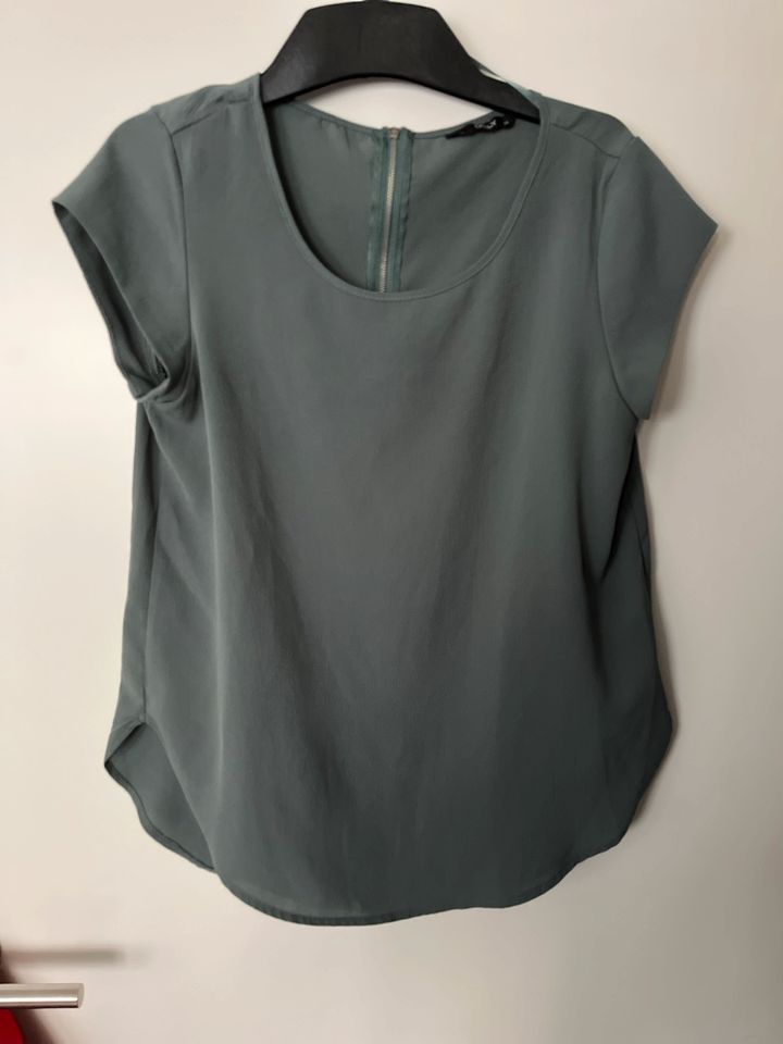 Bluse Only Gr. 34 S 36 grün Shirt neu in Düsseldorf