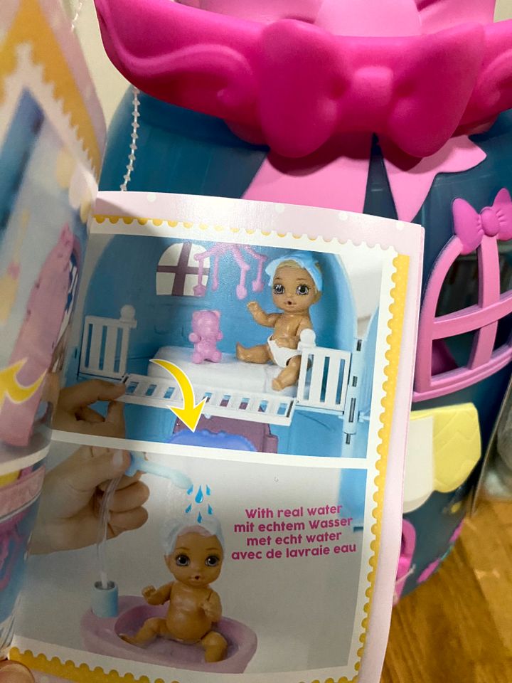 Neu Baby Born Surprise Spielset Flasche und Puppen in Hannover