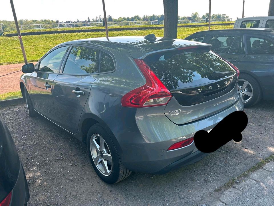 Volvo V40 - D2 in Oberhausen