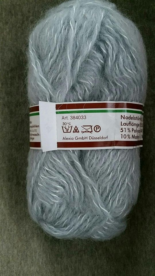 NEU Wolle Handarbeit Stricken 200g grau 10% Mohair in Klingenthal