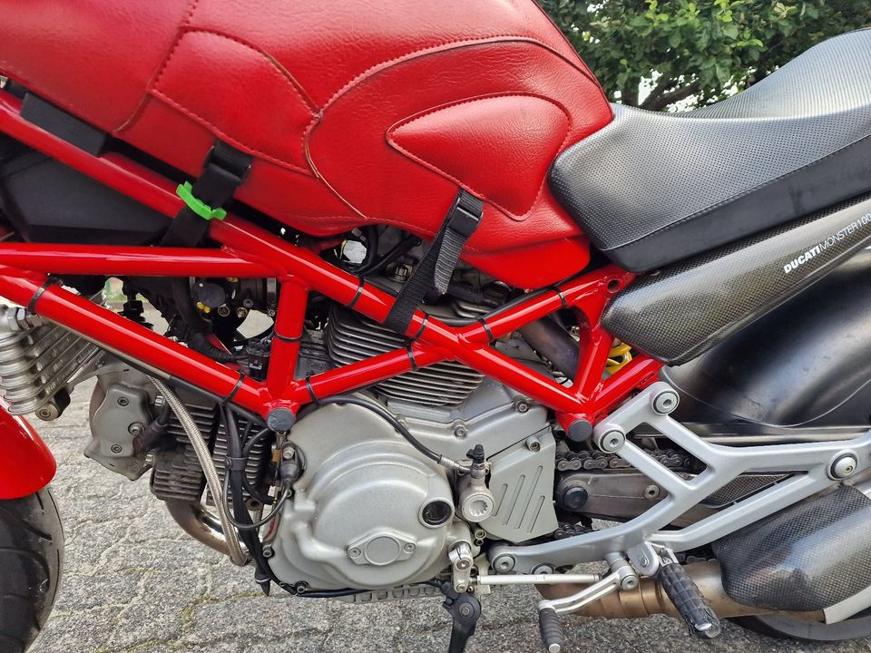 Ducati Monster 1000 in Bad Laasphe