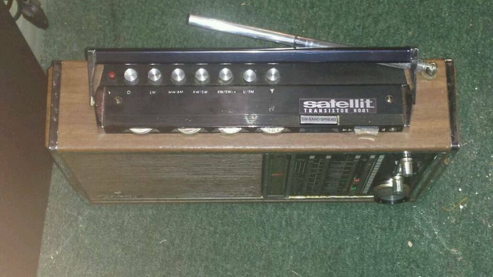 GRUNDIG Satellit Transistor 6001; SW-Band Radio; etwas DEFEKT! in Berlin