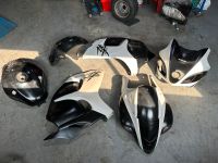 Suzuki HAYABUSA Gen.2 Lacksatz Tank Verkleidung Heckverkleidung Bayern - Fridolfing Vorschau