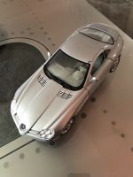 Mercedes SLR Modellauto 1:18 maisto Berlin - Zehlendorf Vorschau