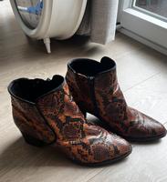 Schuhe Gabor Stiefeletten Leder Schlangen-Optik Gr. 40 Niedersachsen - Nienburg (Weser) Vorschau