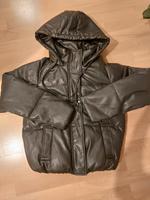 Winterjacke schwarz Leder Steppjacke Kapuze  Mohito 32 XXS neu Mecklenburg-Vorpommern - Seebad Bansin Vorschau