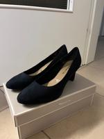 NEU/ungetragen Tamaris Pumps Gr.40 navy Niedersachsen - Hessisch Oldendorf Vorschau
