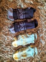 Zwei Paar sportsocken in der Größe 39 zu verkaufen Sachsen-Anhalt - Kemberg Vorschau