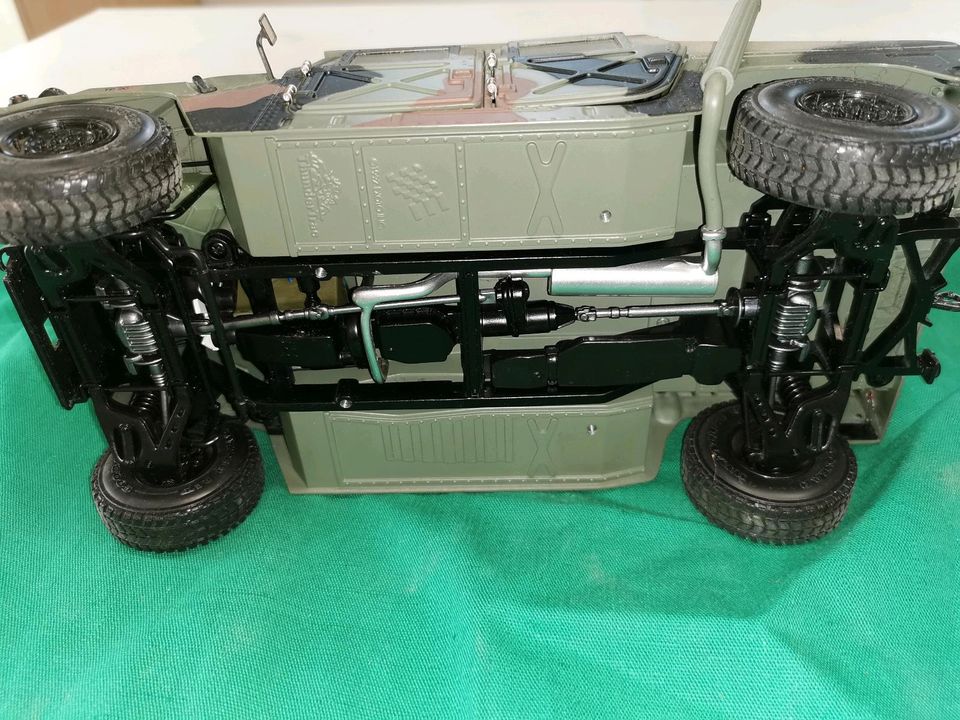 Exoto ThunderTrack Am General Humvee Camouflage 1:18 in Leegebruch