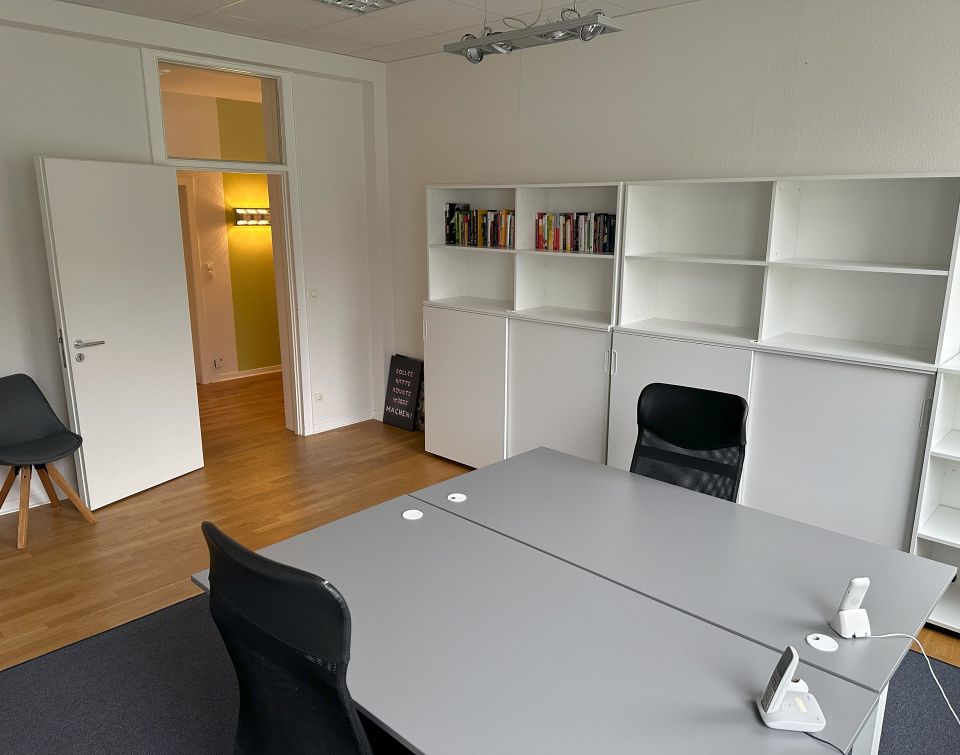 TOP ausgestattete Büro mit max. 4 Arbeitsplätzen in schöner Altstadt Lage zu vermieten! in Bielefeld