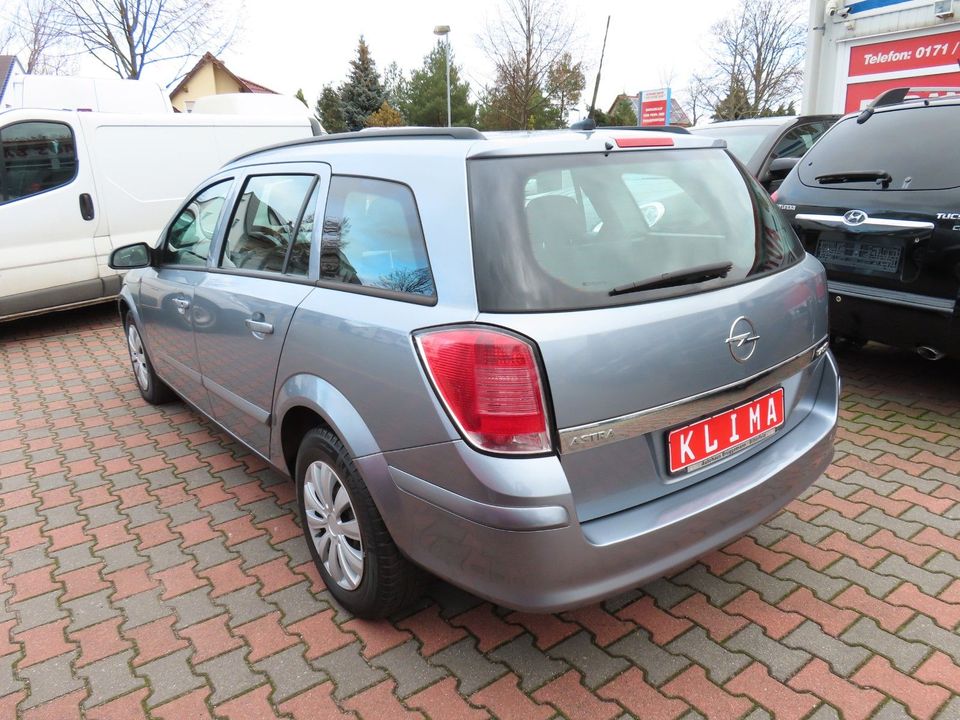 Opel Astra H Caravan Edition Klima Standheizung in Brehna