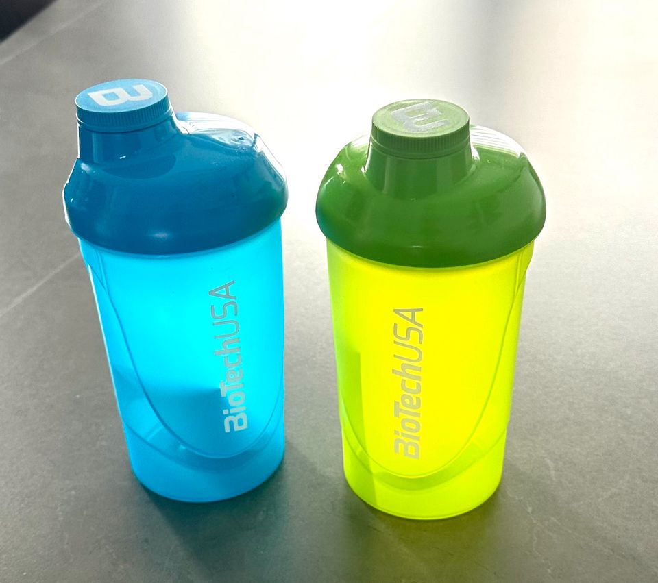 2x700 ml biotech USA shaker neu in Ludwigsburg