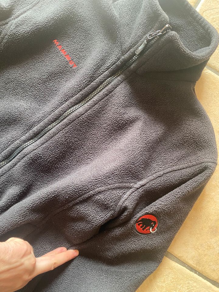 Herren Mammut Weste Jacke Hoodie gr. Ca. S/M in Schwabmünchen