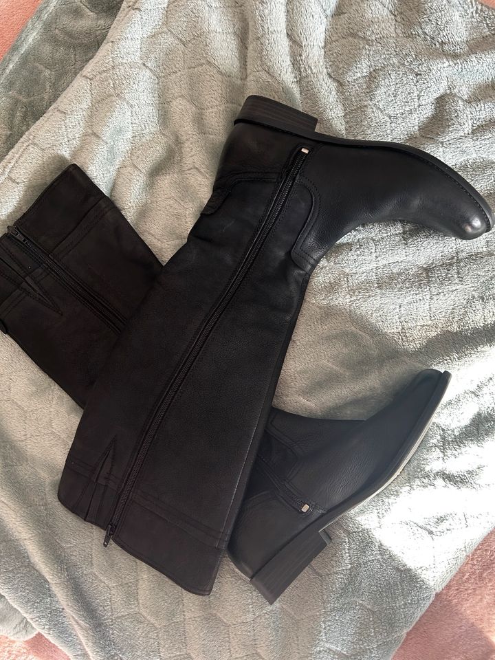 Tolle Echt Leder Stiefel 1x getragen in Lunzenau