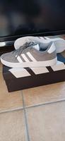 ADIDAS COURT, grau-weiß Nordrhein-Westfalen - Unna Vorschau