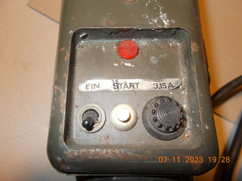 Wechselrichter  Spannungswandler 24 - 220 V  BUNDESWEHR  Unimog in Nordhorn