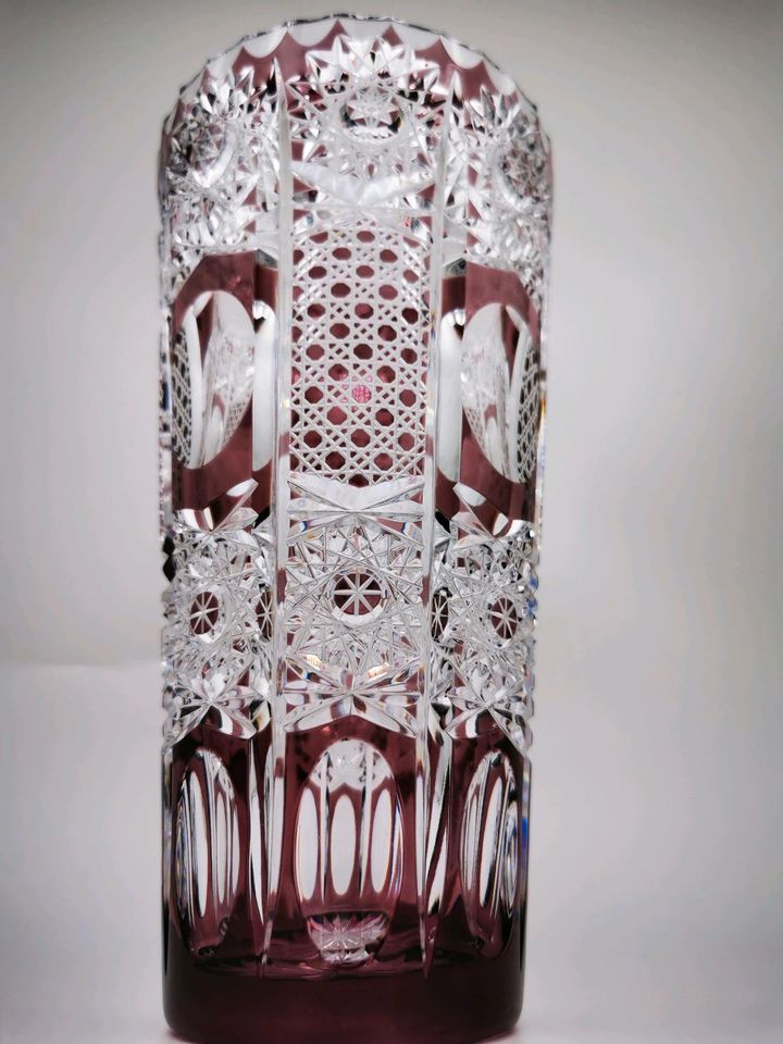 Kristallglas Vase Rot Blumenvase Überfang Römer-Glas Alt Antik in Herne