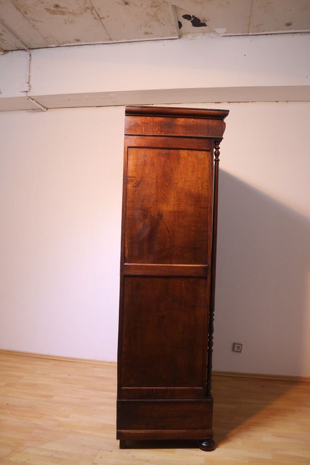 Bücherschrank Vitrine Wohnzimmer Anrichte Antik um 1900 in Wuppertal