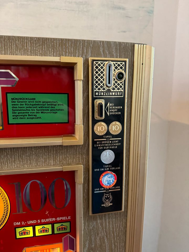 Spielautomat Rotomat Regent 100 aus den 70er Jahren - Historisch in Bremen