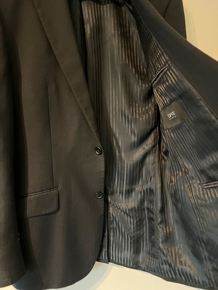 Anzug Esprit Jacket und Hose, Größe 48 in Nienhagen