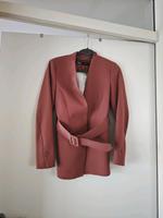 Zara Anzug mit Gürtel Neu in Nude Rosa Bayern - Hallbergmoos Vorschau