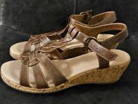 ARIANE Sandaletten Damen Schuhe Gr. 40  braun NEU mit Karton Wandsbek - Hamburg Jenfeld Vorschau