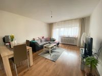 Kapitalanlage! Vermietete schöne  2-Zimmer-Wohnung in gepflegter Wohnanlage von Frankfurt-Zeilsheim West - Zeilsheim Vorschau
