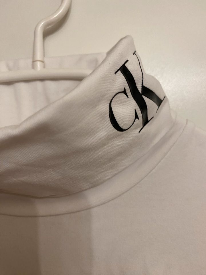 Calvin Klein Rollkragenpullover Größe L in Mölln