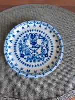 Teller antik Porzellan seltenes Stück Essen - Karnap Vorschau